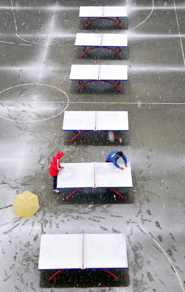 入選獎(jiǎng) 吳松高 2013年的第一場雪.jpg