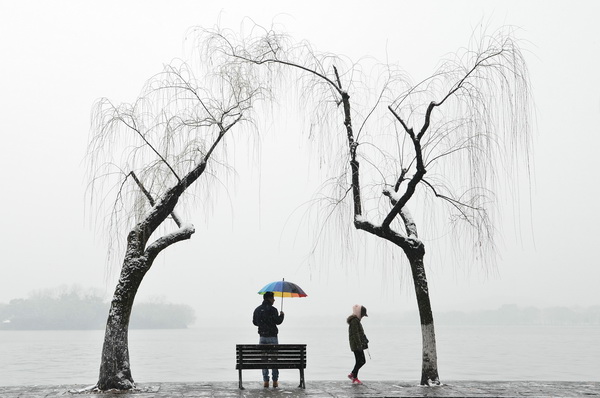 入選獎(jiǎng) 杜鐵軍 雪景很美,女神難哄 。.jpg